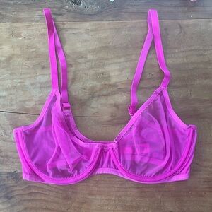 SKIMS Pink Sheer Ultra Fine Mesh Scoop Bra - Fuschia 34D